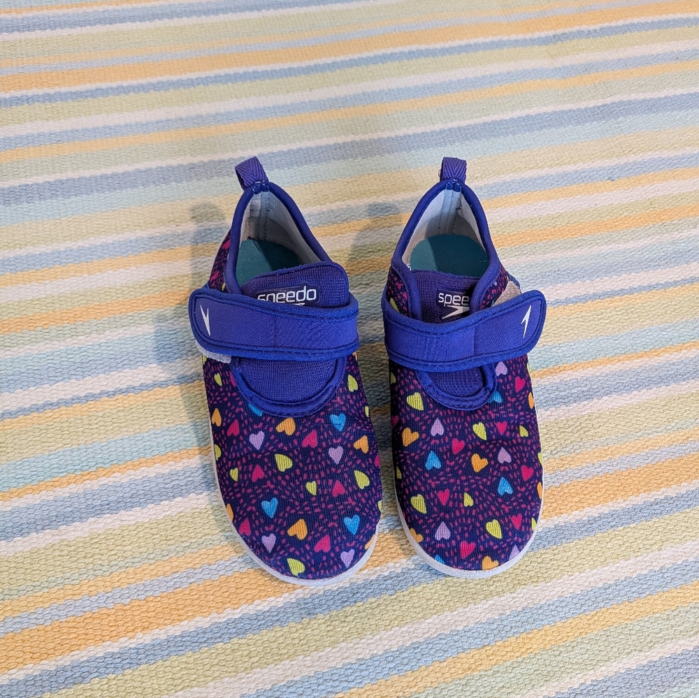 ⭐ Girl's Speedo Heart Print Water Shoes Size XL 11/12